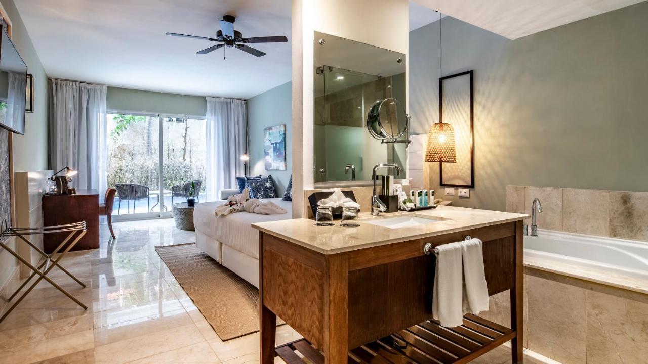 Be Live Collection Punta Cana Adults Only Exterior foto Suite at the Hotel